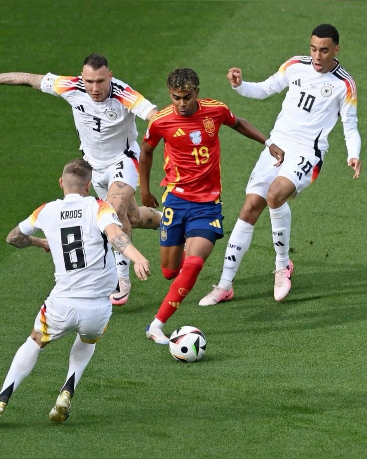 Lamine Yamal dribbling