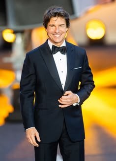 Top Gun Maverick swoops in to become Tom Cruises